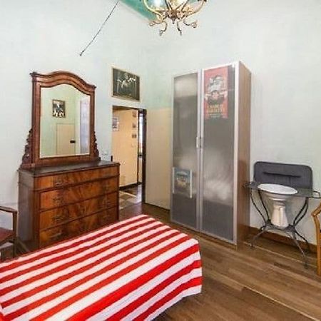 B&B La Rosa D'Oro Genua Exteriör bild